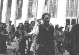 Marcha de zombies en DAY OF THE DEAD