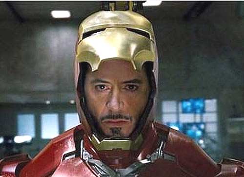 Robert Downey Jr. en IRON MAN